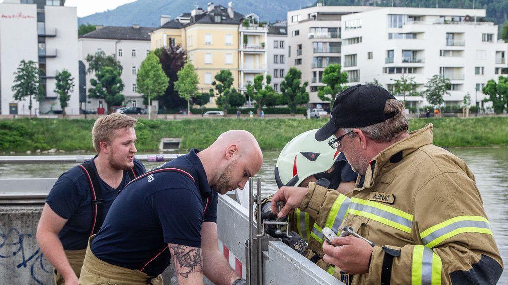 Übung: Hochwasserschutz errichtet