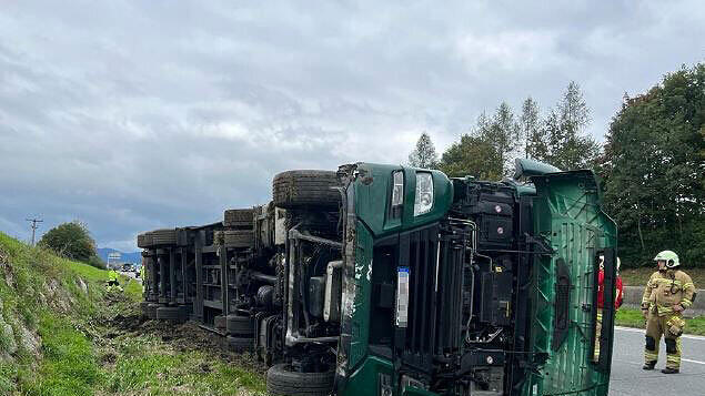 Lkw-Unfall Eugendorf A1