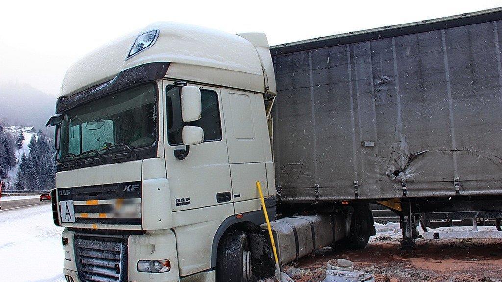Sattelzug löst Umweltalarm aus