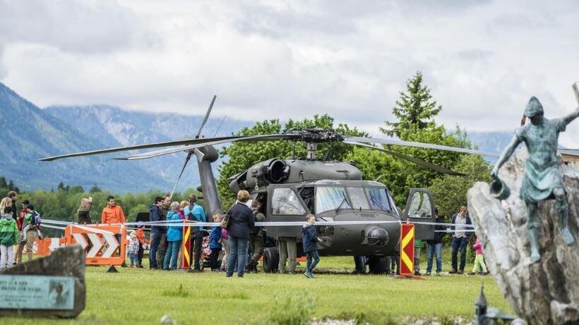 Der Black-Hawk-Hubschrauber des Bundesheeres war Publikums-Magnet.