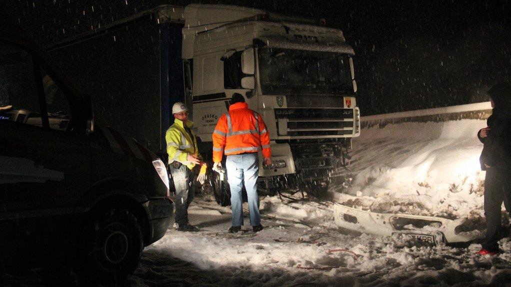 Sattelschlepper-Unfall auf A10