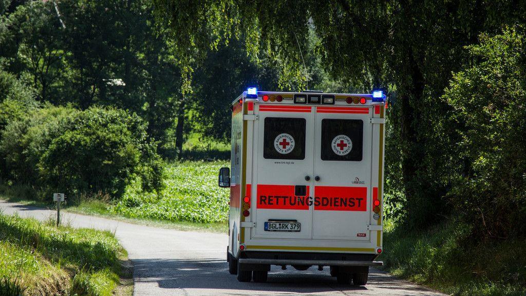 Zwei Verletzte bei Kreuzungscrash bei Laufen