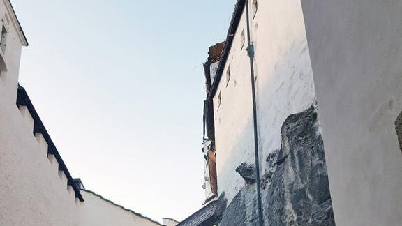 Sturm beschädigt Festung