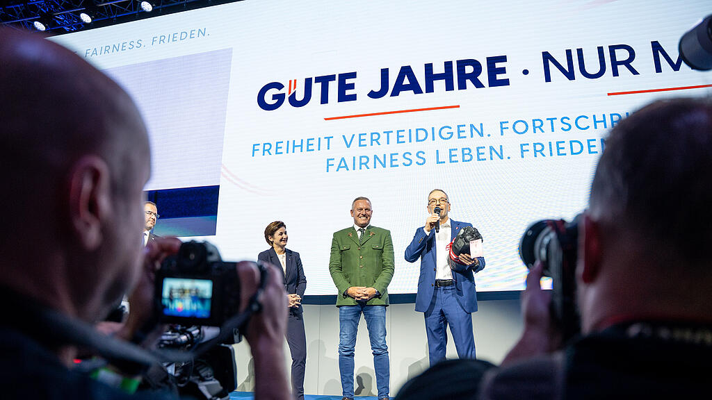 FPÖ Parteitag im Messezentrum