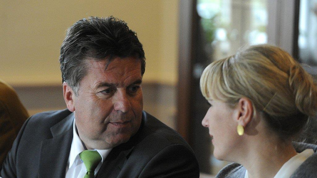 Mayr beim Stronach-Gipfel