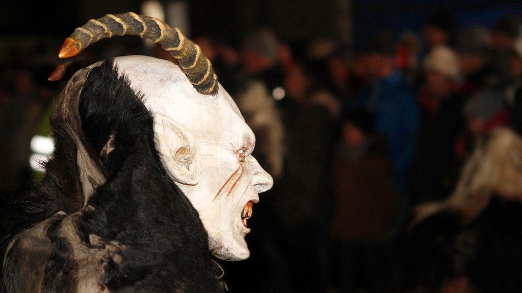 Perchtenlauf in Henndorf