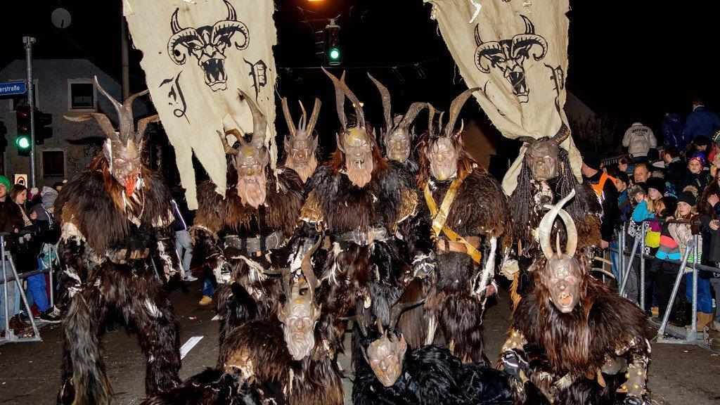 Gnigler Perchtenlauf