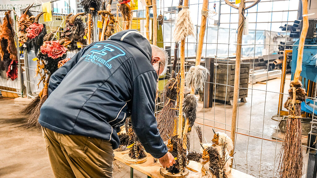Der Krampus Flohmarkt in Seekirchen
