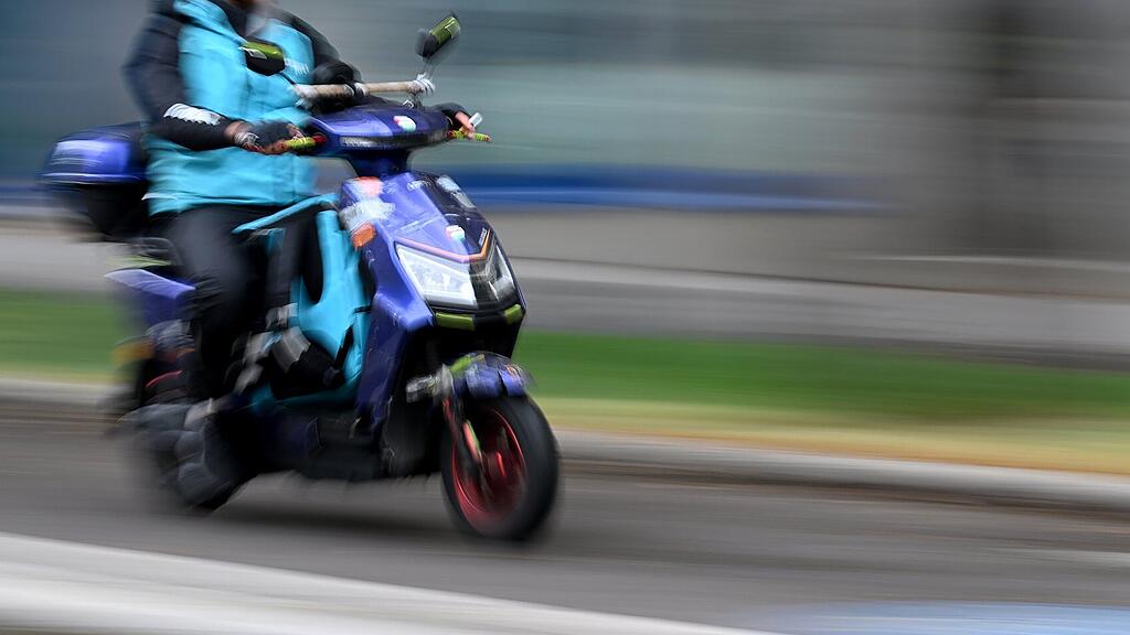 Symbolbild Moped