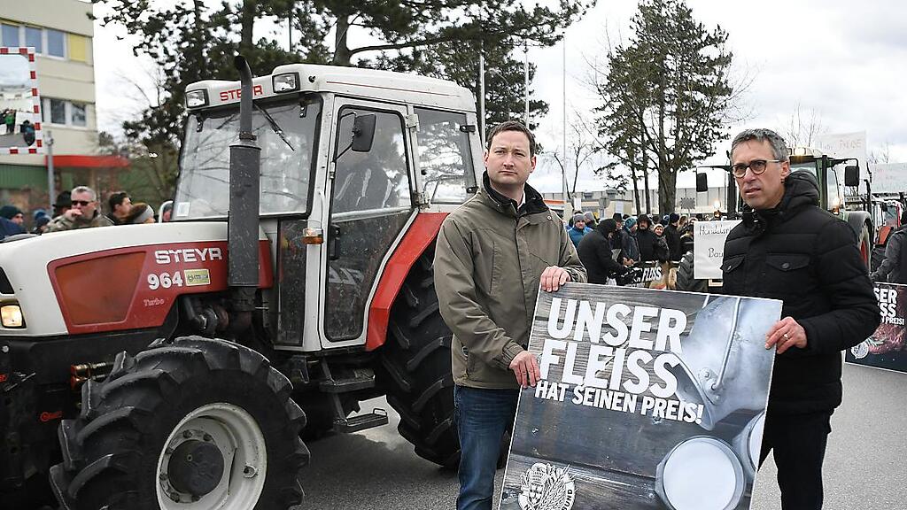 Bauern fordern ein Umdenken bei der Preispolitik der Handelskette