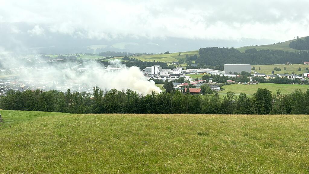 Industriebrand in Tiefgraben