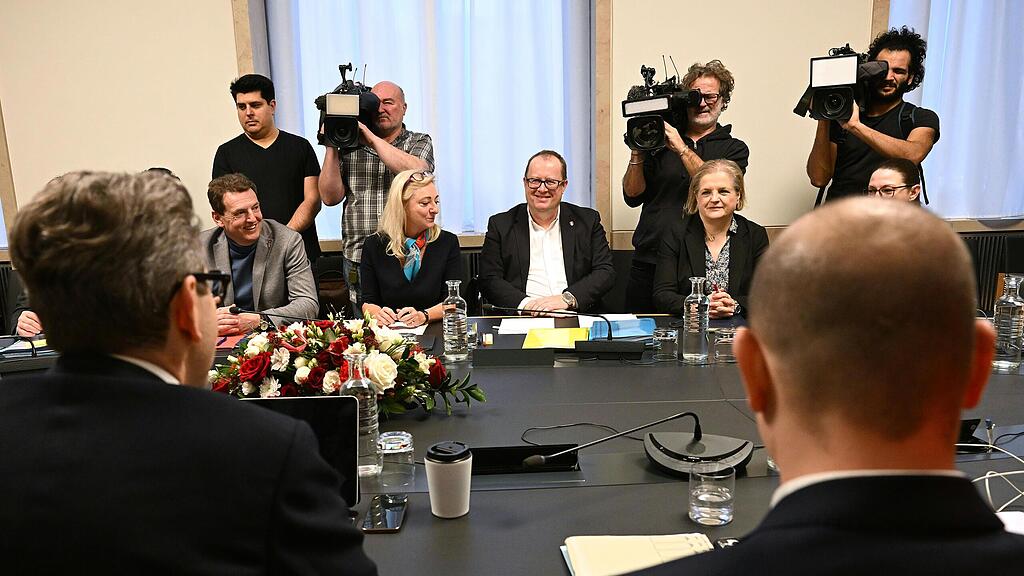 Mahrer und Hafenecker