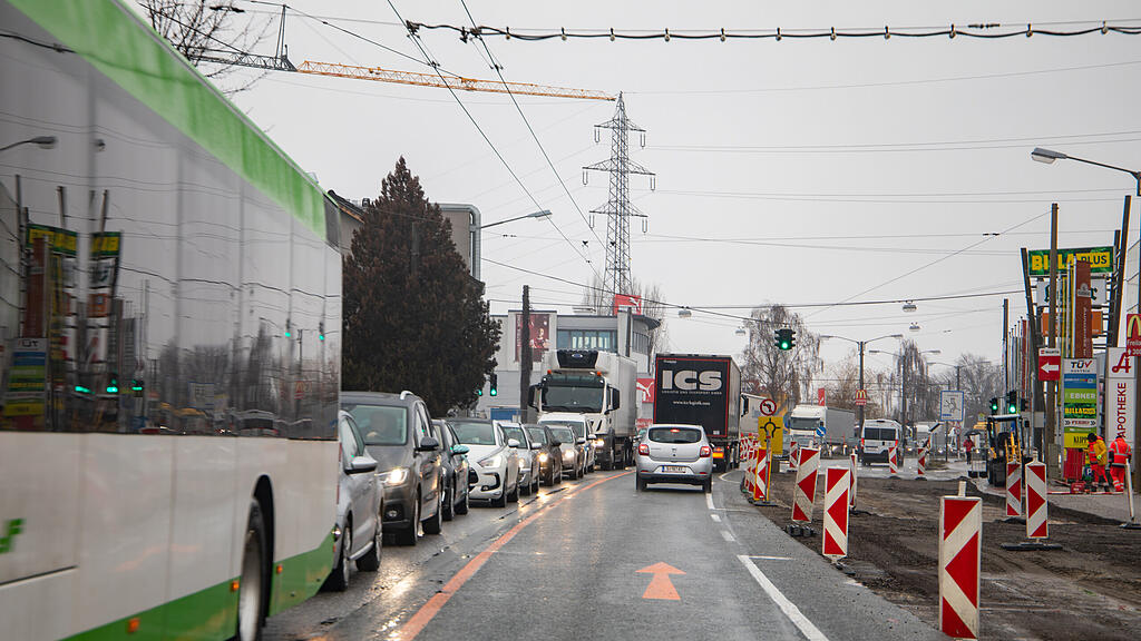 Stau Münchner Bundesstraße