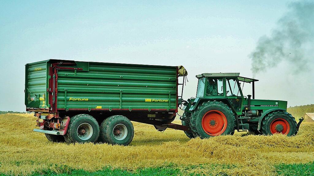 symb_traktor