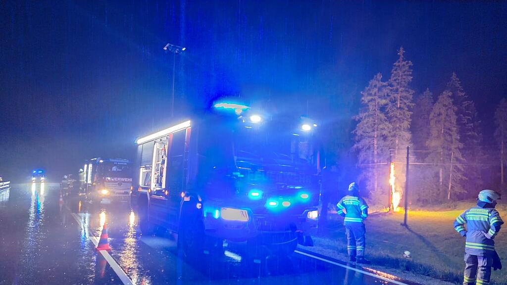 Brand Strommast St. Martin