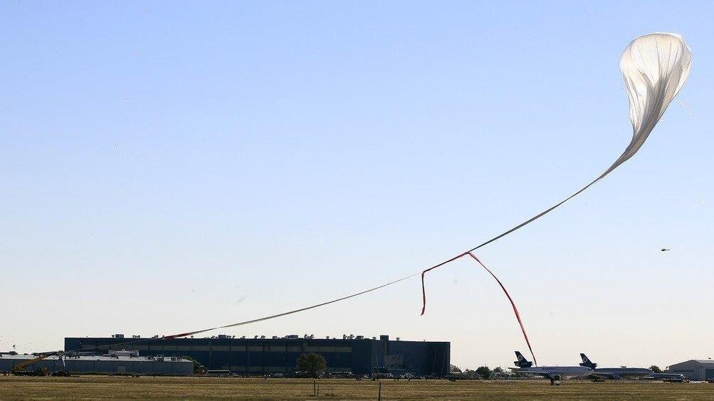 Der Stratos-Sprung von Felix Baumgartner in Bildern