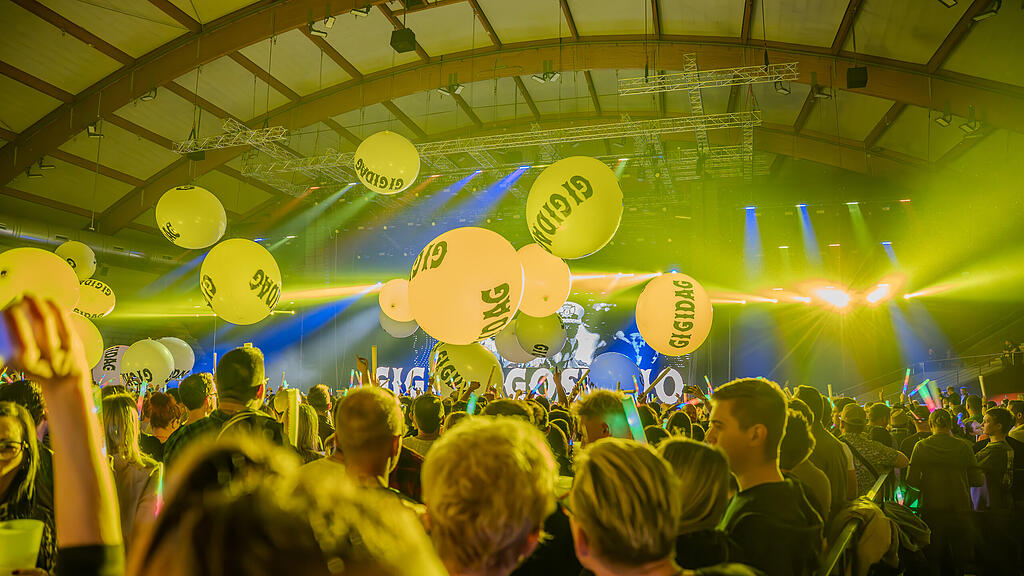 Gigi D'Agostino in der Salzburg Arena