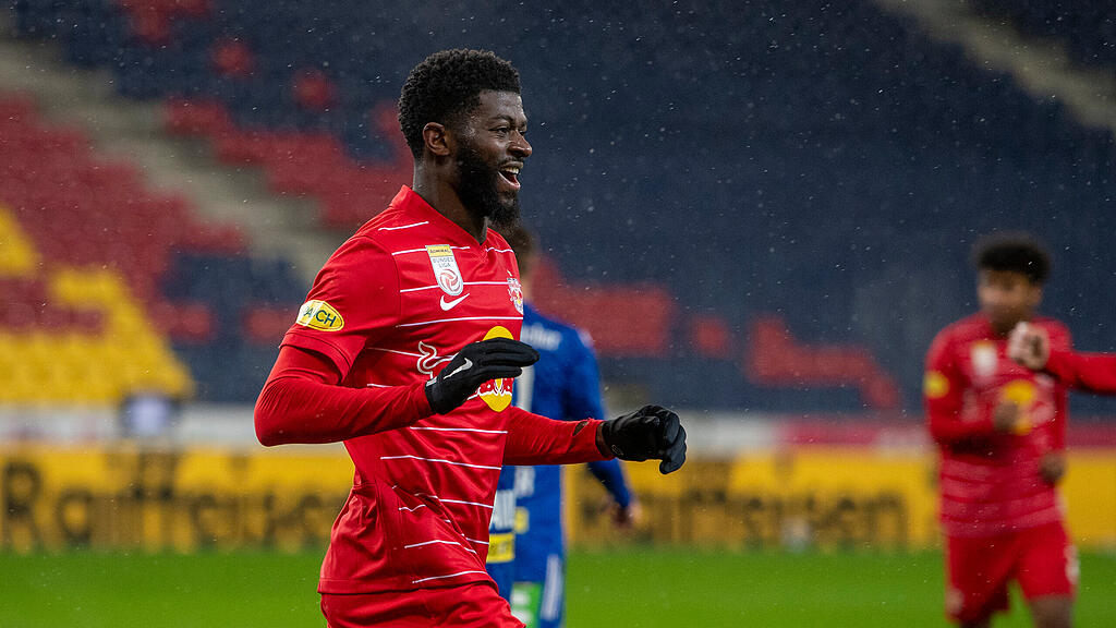 Red Bull Salzburg, Hartberg, Onguene