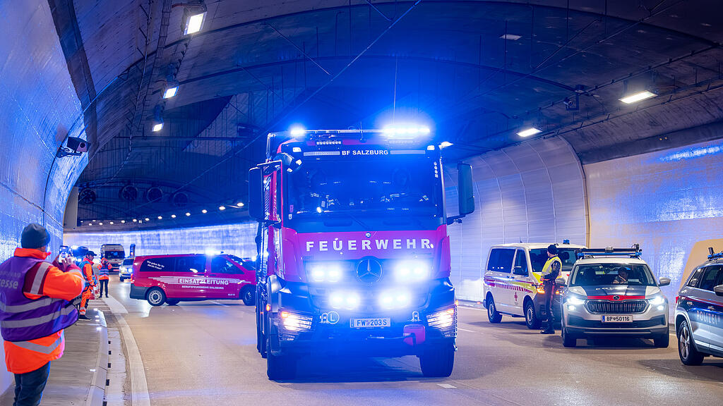 Große Einsatzübung im Lieferinger-Tunnel