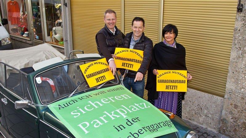 Demos vor dem Rathaus I