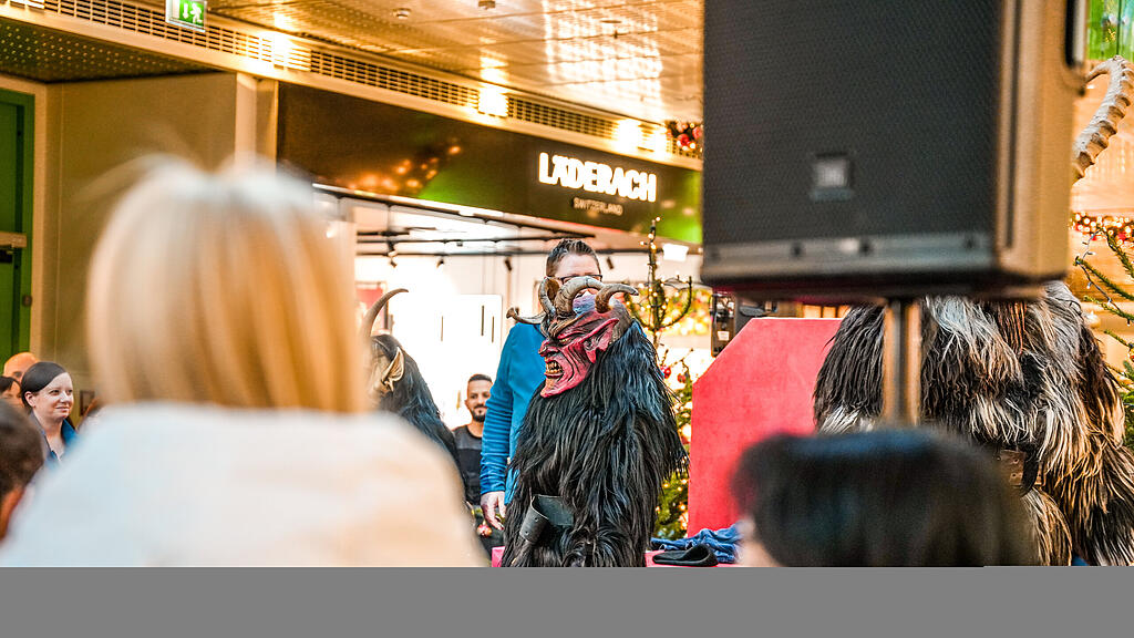 Krampus-Show im Europark