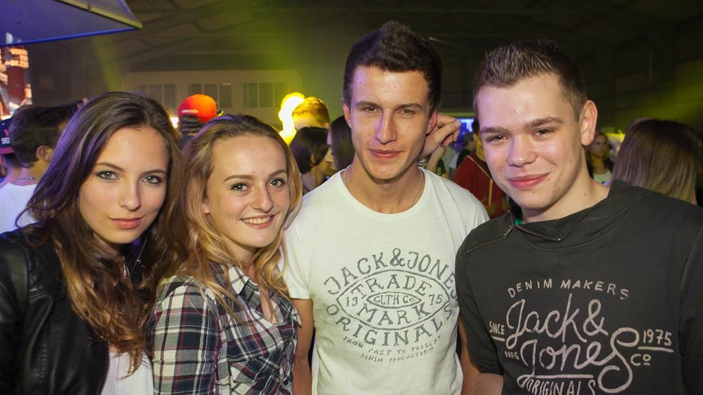 Kick-Off-Party, I