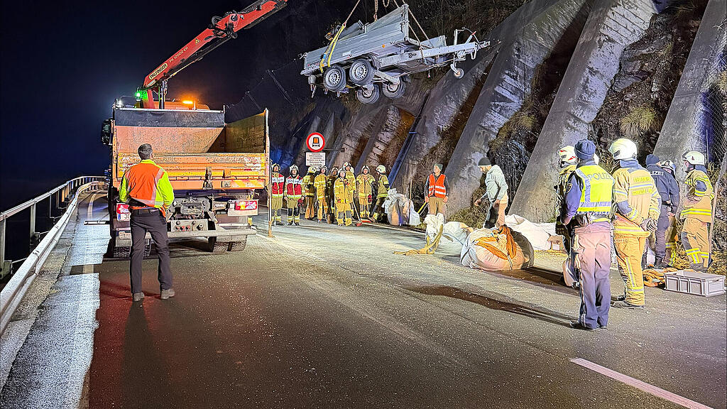 Verkehrsunfall auf B311 in Schwarzach