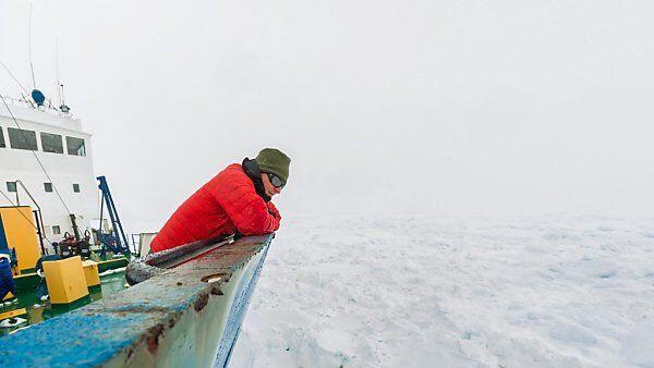 Es heißt weiter warten für die Akademik Shokalskiy