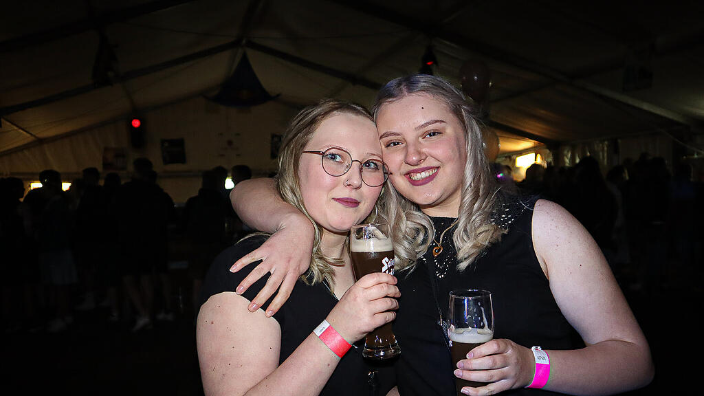 Maifest Stra\u00dfwalchen