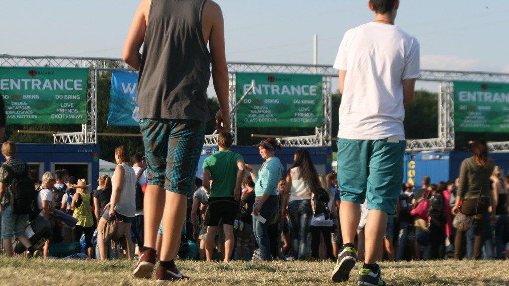Electric Love: Stimmung am Freitag, III