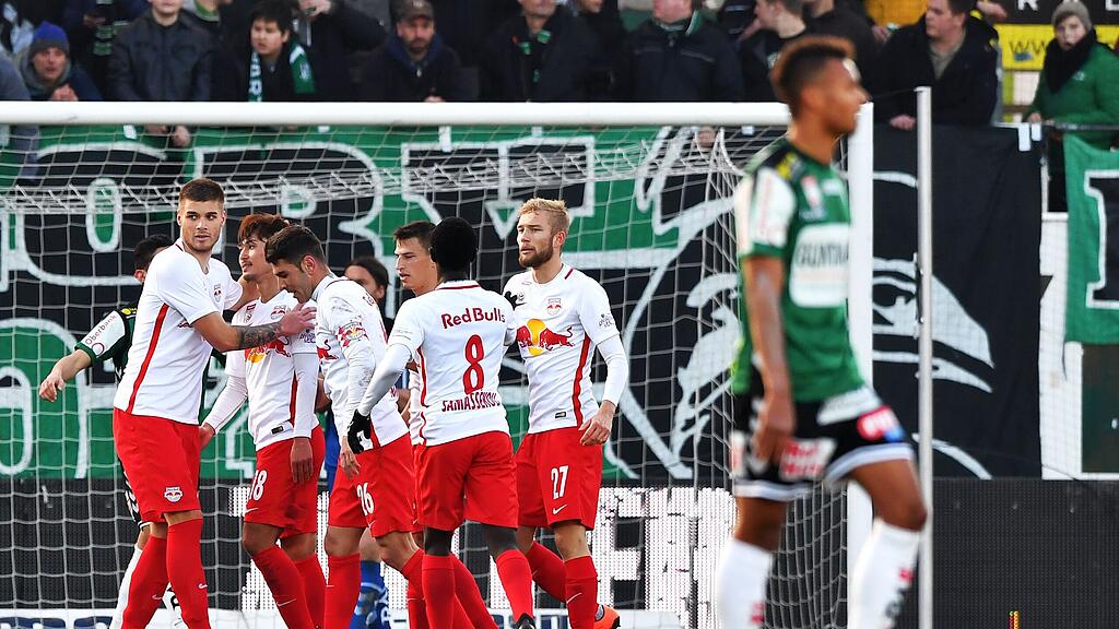Red Bull Salzburg baut gegen Ried seine Tabellenführung weiter aus.