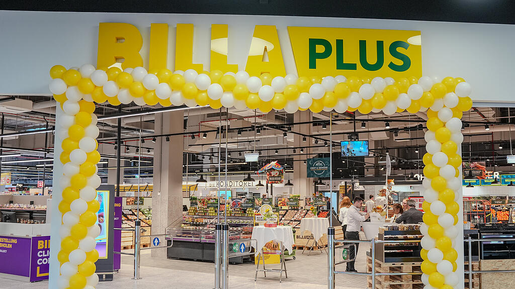 Im Anschluss gab es noch einen Rundgang durch die neue dm- und Billa Plus Filiale.
