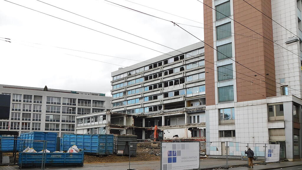 Bahnhofsviertel: Landesdienstleistungszentrum
