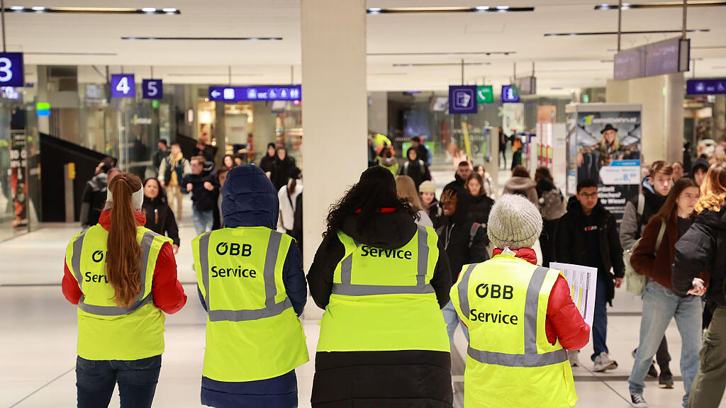 Bahnhof_Streik