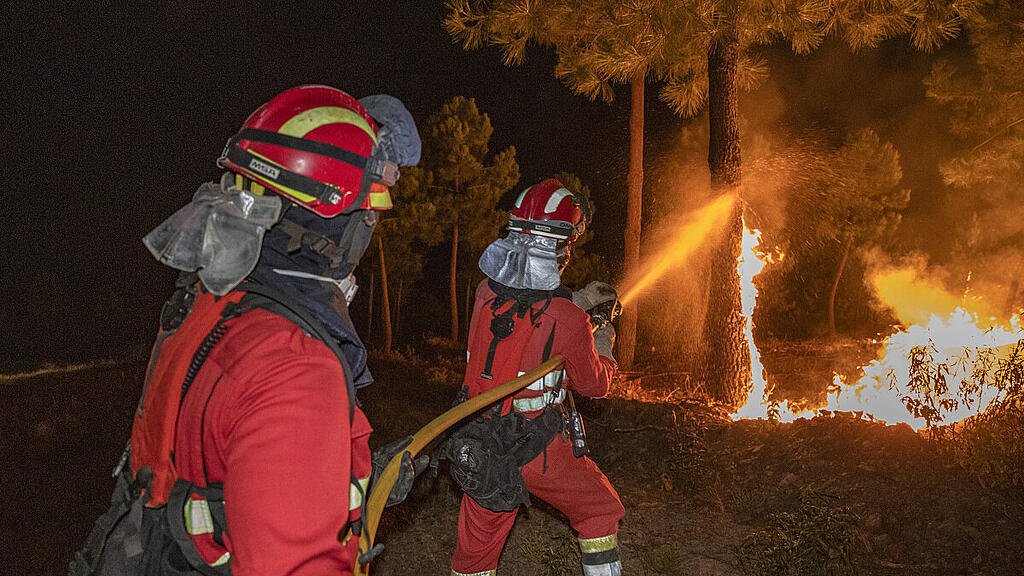 Spanische Feuerwehrleute im Einsatz (Symbolfoto)
