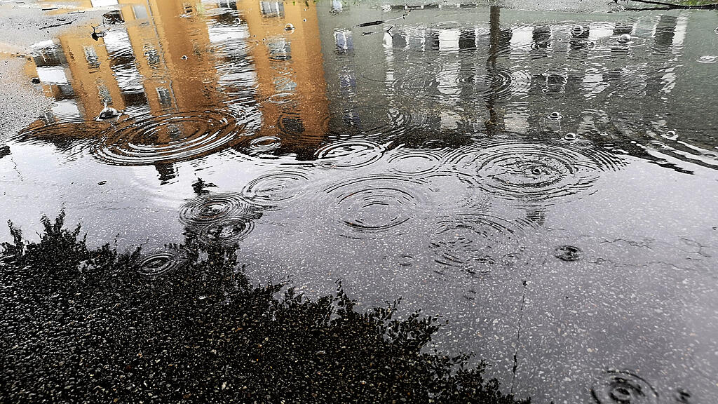 Regen, Regenwetter, Salzburg, Regentropfen