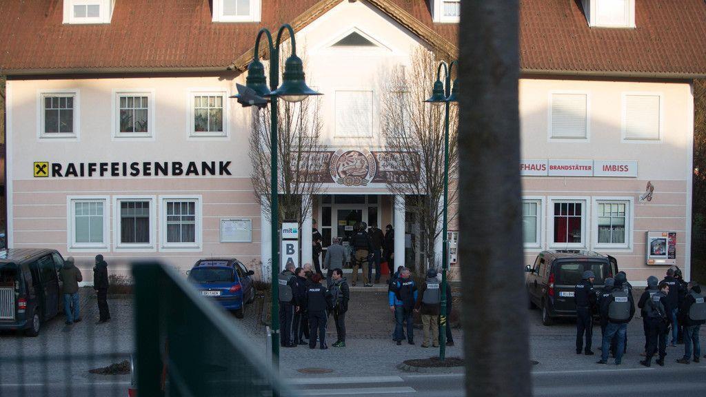Moosdorf: Verwirrter Bankräuber wird festgenommen