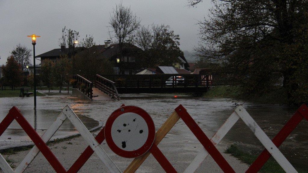 Wintereinbruch: Wassermassen in Bergheim