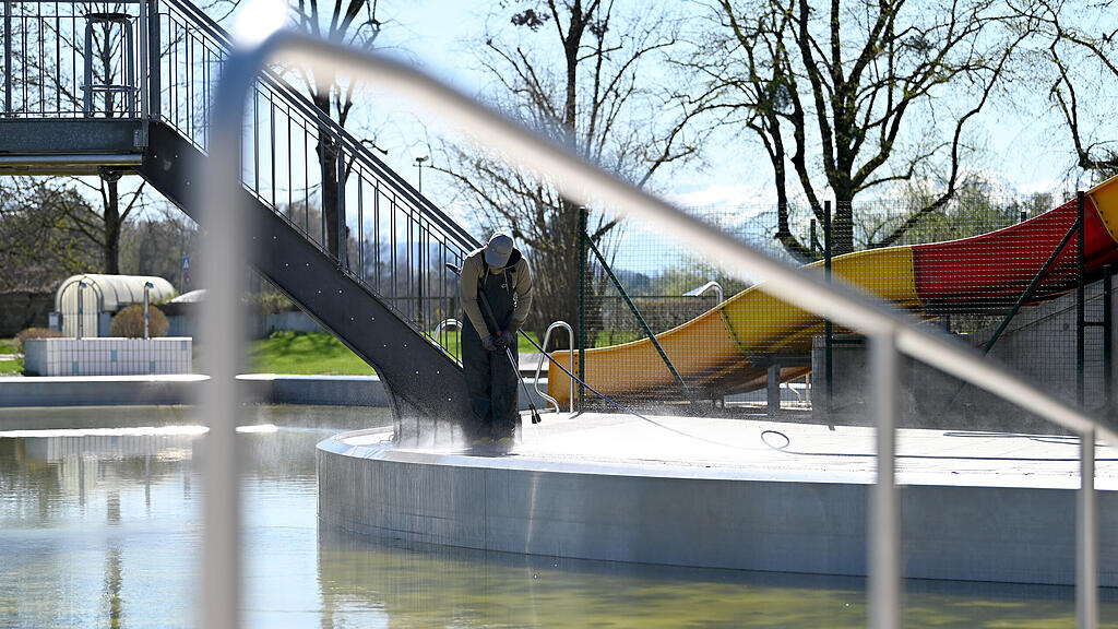 symb_Lepi; symb_Schwimmbad