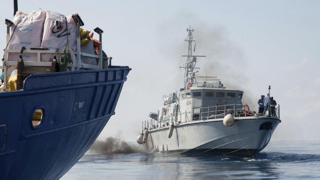 "Lifeline" irrt durch Mittelmeer