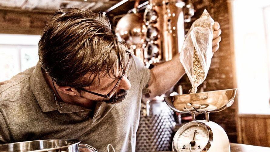 So wird der 5020 Gin hergestellt