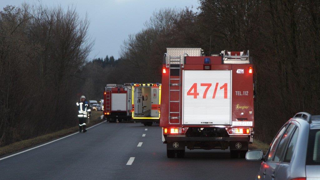Ein Toter bei Crash auf B20, II