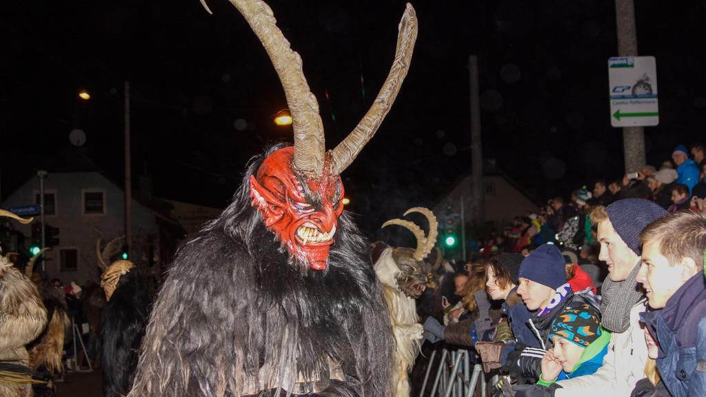 Gnigler Perchtenlauf