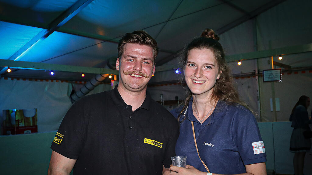 Bierzelt H\u00fcttschlag