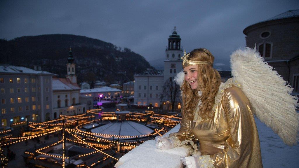 Das Christkindl und seine Engerl