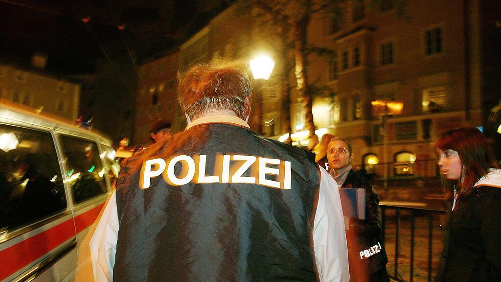 Rudolfskai, Polizei
