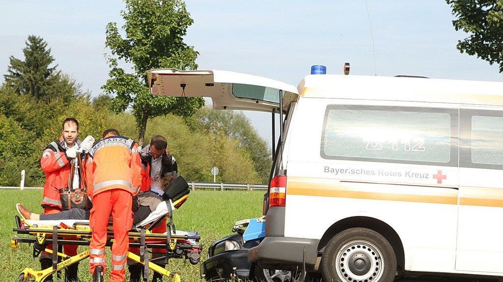 Trümmerfeld nach Frontalcrash