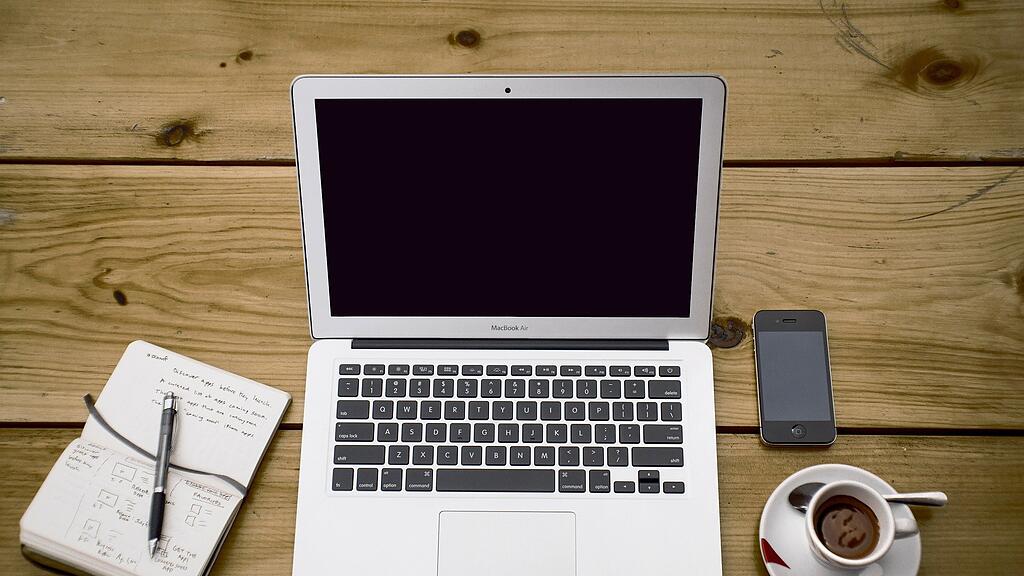 laptop-336378_1920.jpg