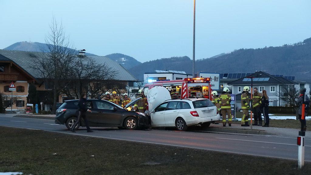 Verkehrsunfall auf B159 bei Rif