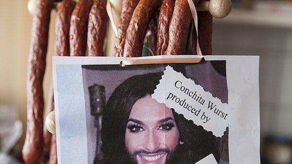 Es gibt sie bereits: Die "Conchita-Wurst", produziert vom Fleischermeister Joe Aichinger iim obersteirischen Bad Mitterndorf, Heimatort von Tom Neuwirth